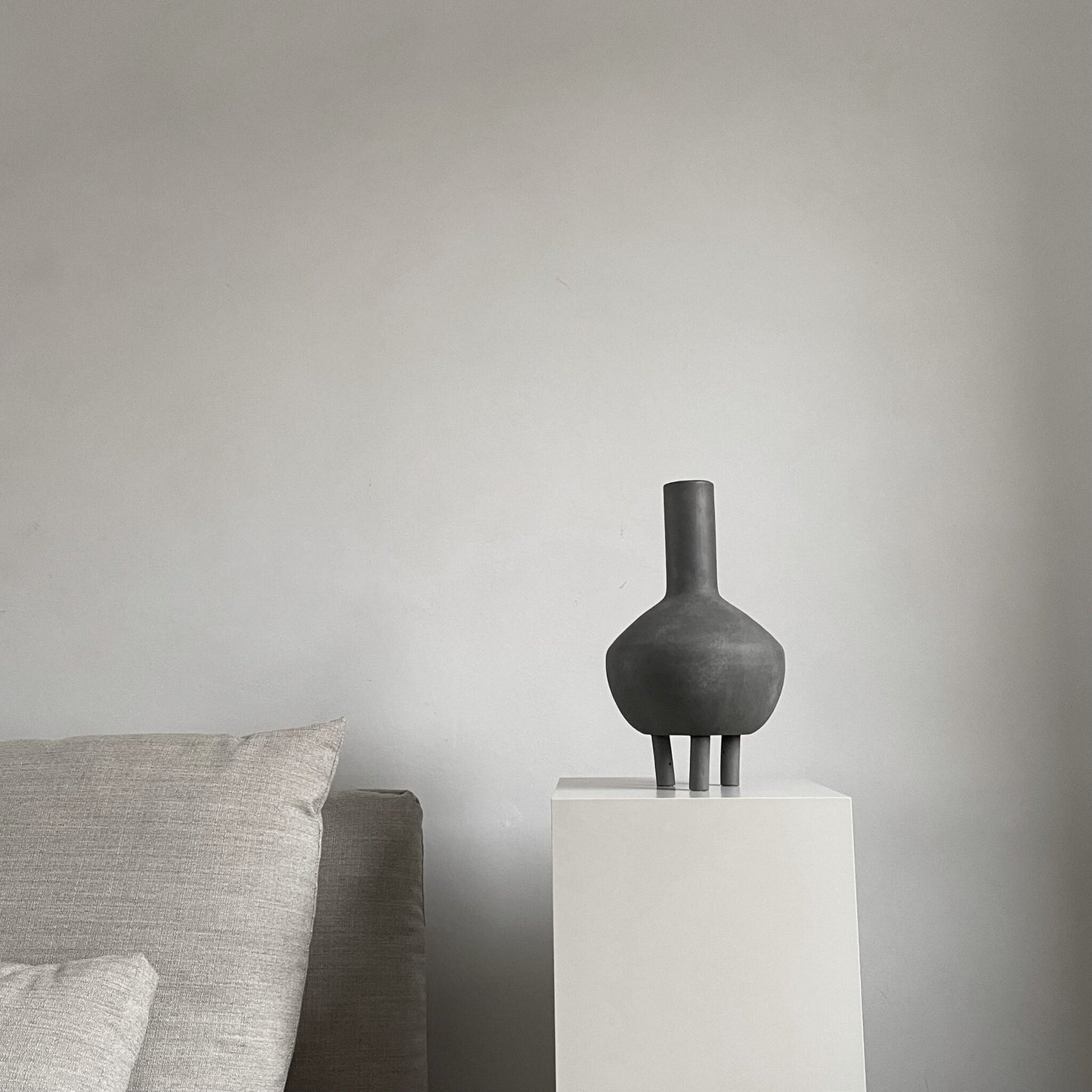 Duck Vase, Fat, Dark Grey
