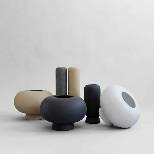 Kabin Vase, Small, black